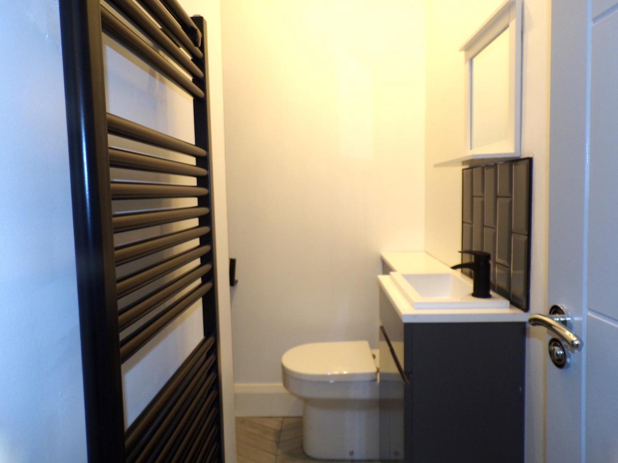 Hazelhurst House - 4 Bedrooms 2 Bathrooms Stoke-on-Trent Екстериор снимка